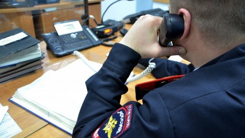 В Дмитровске полицейские установили граждан, подозреваемых в угоне отечественного автомобиля